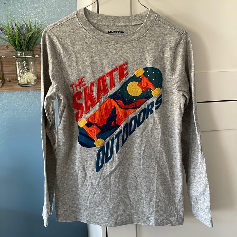 Boys size small, 8, Lands End,  long sleeve T-shirt gray, skateboard